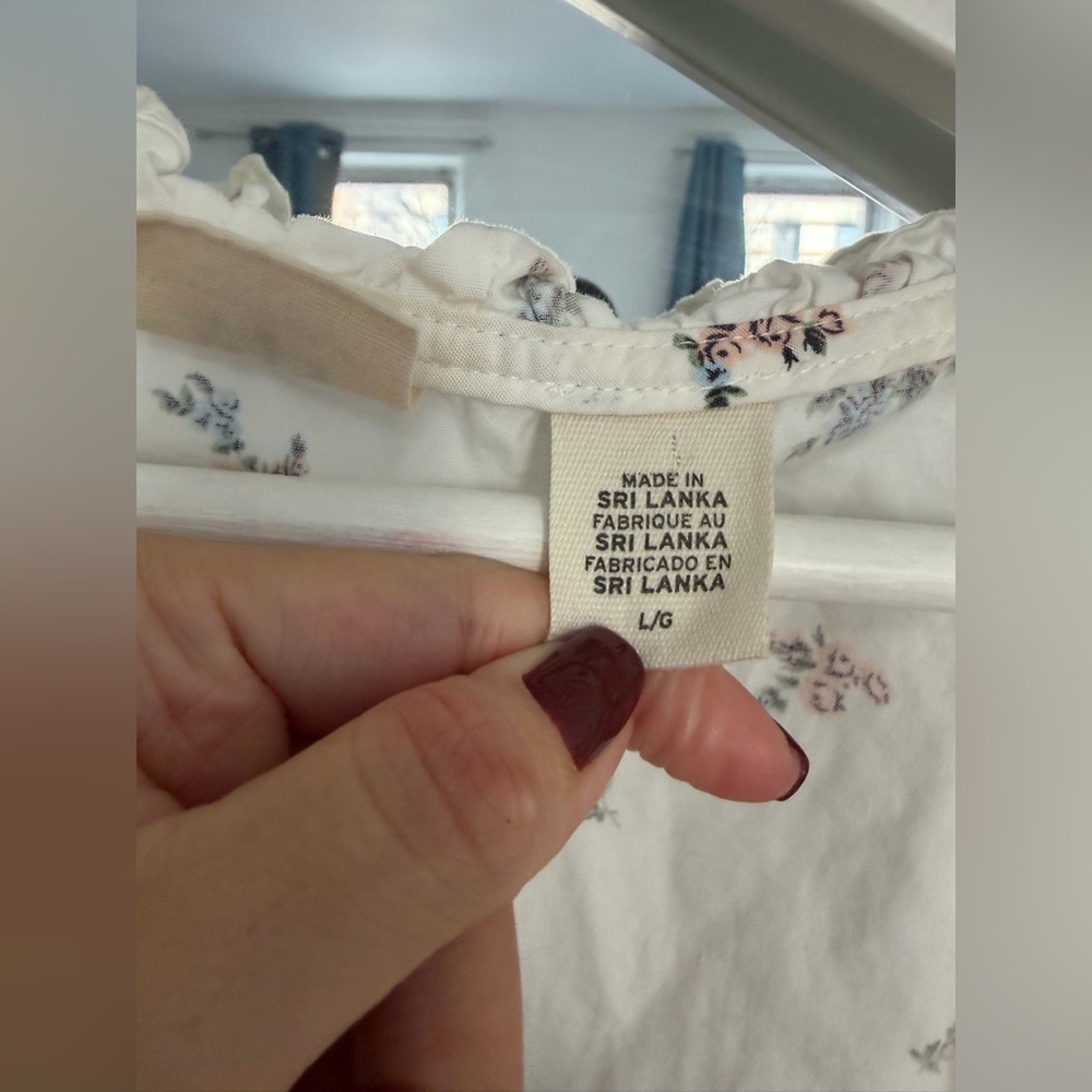 LEVIS 100% COTTON TOP - Picture 6 of 8